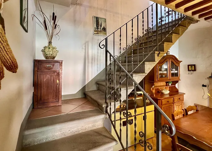 Un Angolo Nel Borgo Apartman *